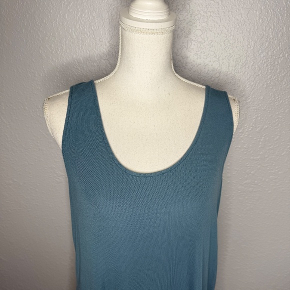 Pre-Owned Women's Nordstrom Scoop rib tank size Large - Blue -cp - Picture 3 of 5